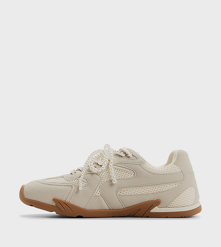 PIXELLE Round Toe Runner Sneakers