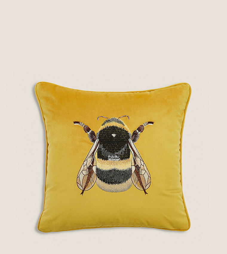 Velvet bee cushion 2025