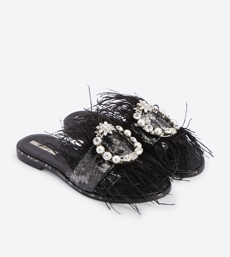 Charm Details Round Toe Fur Slides - Black PS94