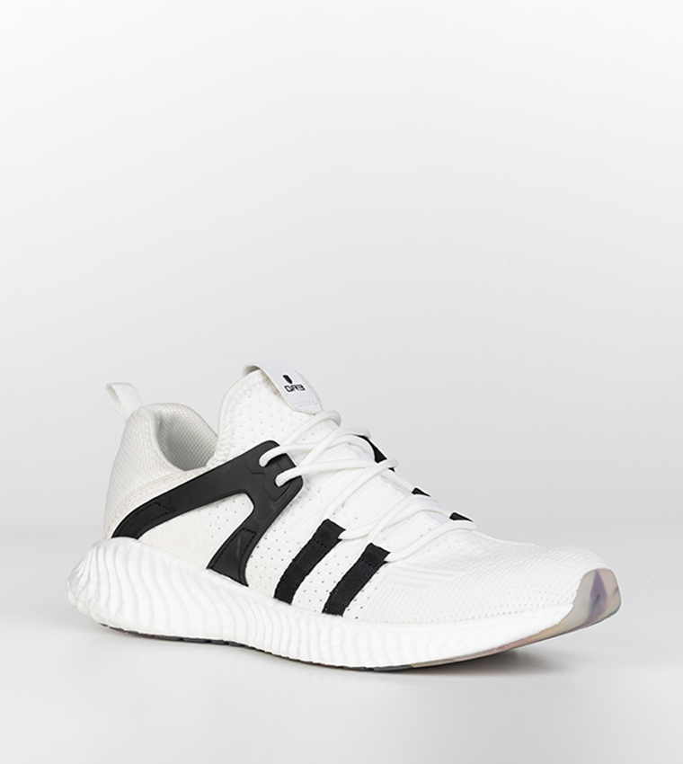 Power 2.5 Lace-Up Running Shoes