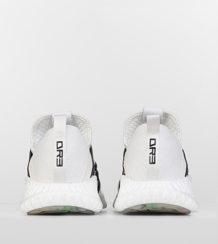 Power 2.5 Lace-Up Running Shoes