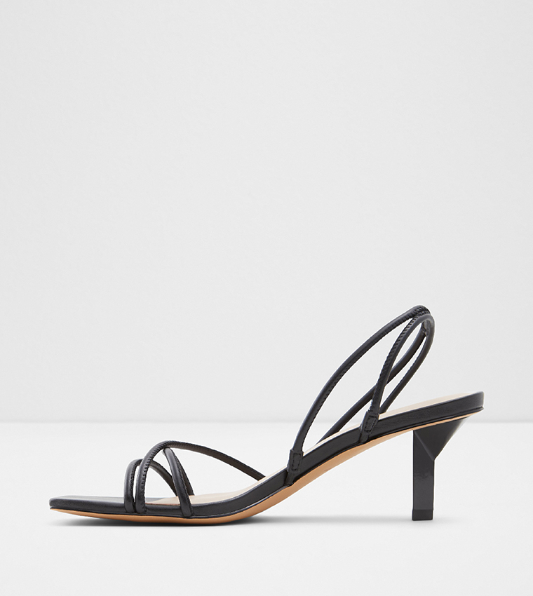 صندل   أسود بكعب متوسط