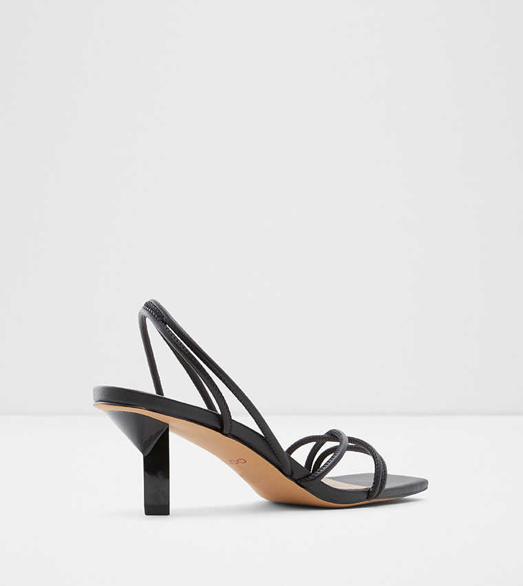 صندل   أسود بكعب متوسط