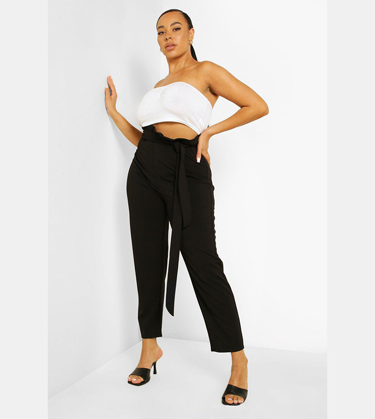 belted tapered trousers in black