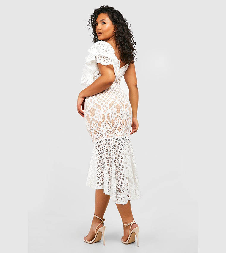 Boohoo white dress plus size deals