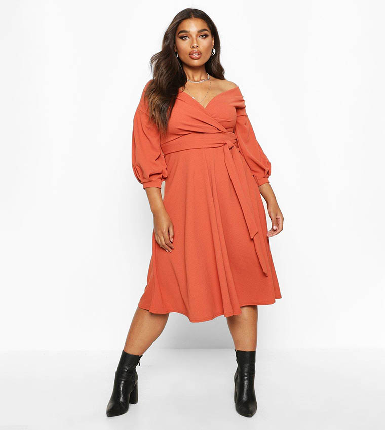 boohoo wrap midi dress Black Plus Wrap Floral Midi Dress