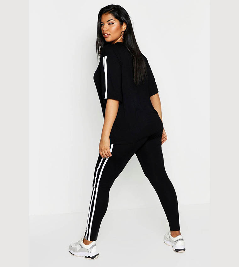 Buy Boohoo Stripe Short Sleeves Loungewear Set In Black 6thStreet Bahrain