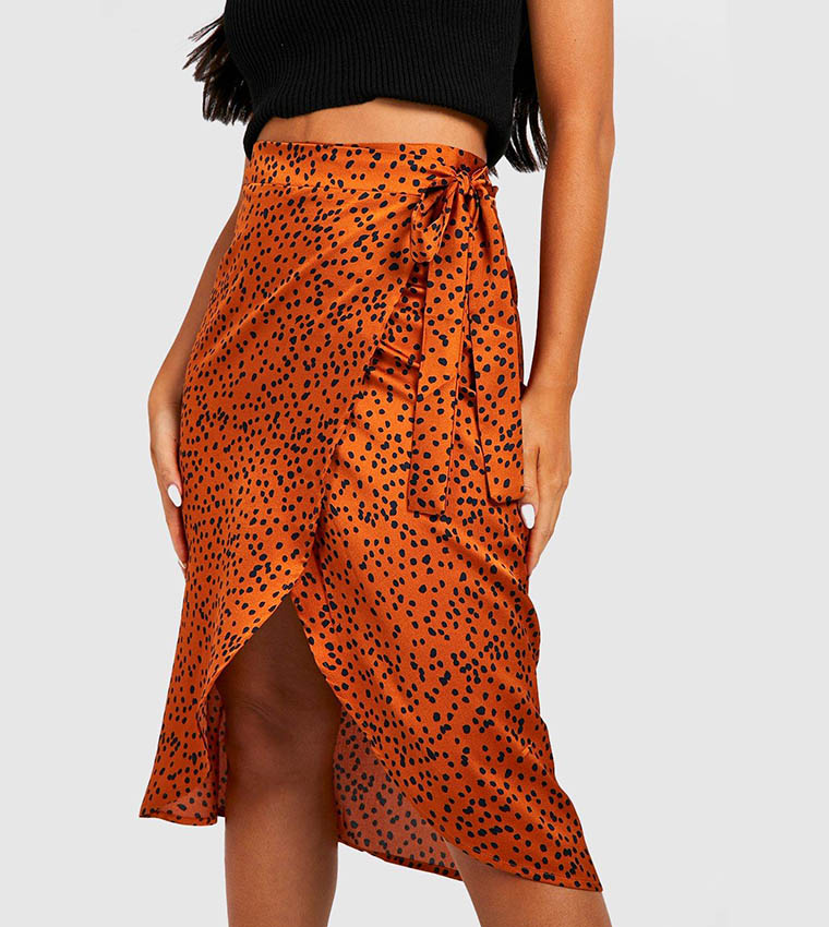 Boohoo exclusive satin wrap midi skirt in spot print best sale