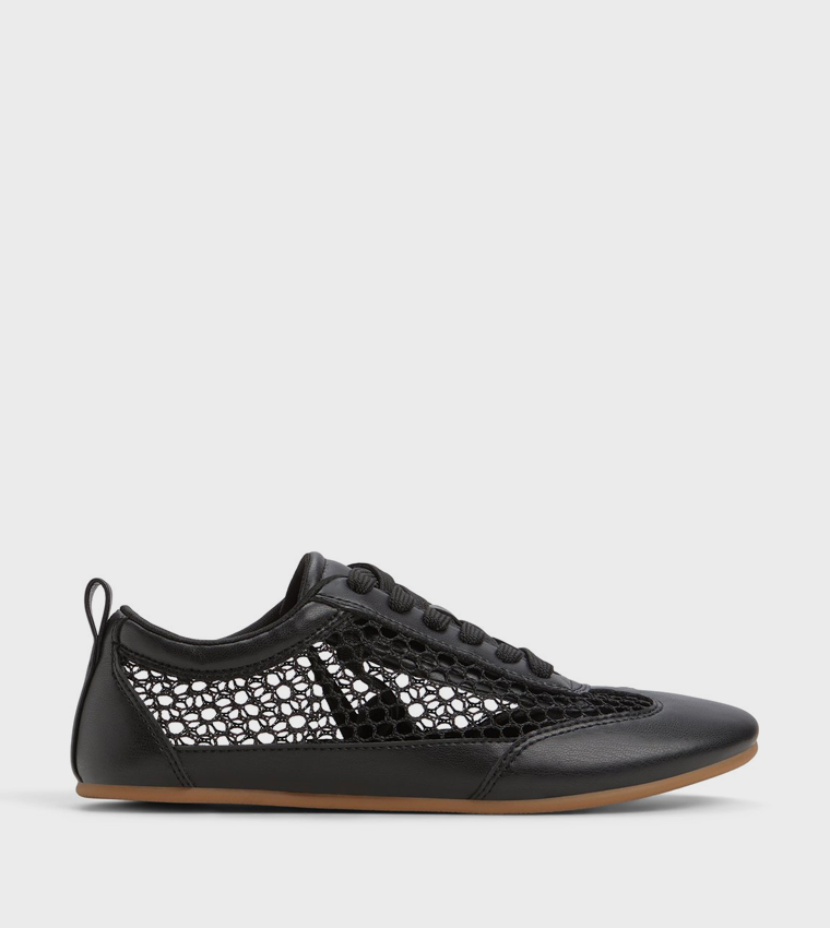 QUINCIE Textured Slip-On Shoes
