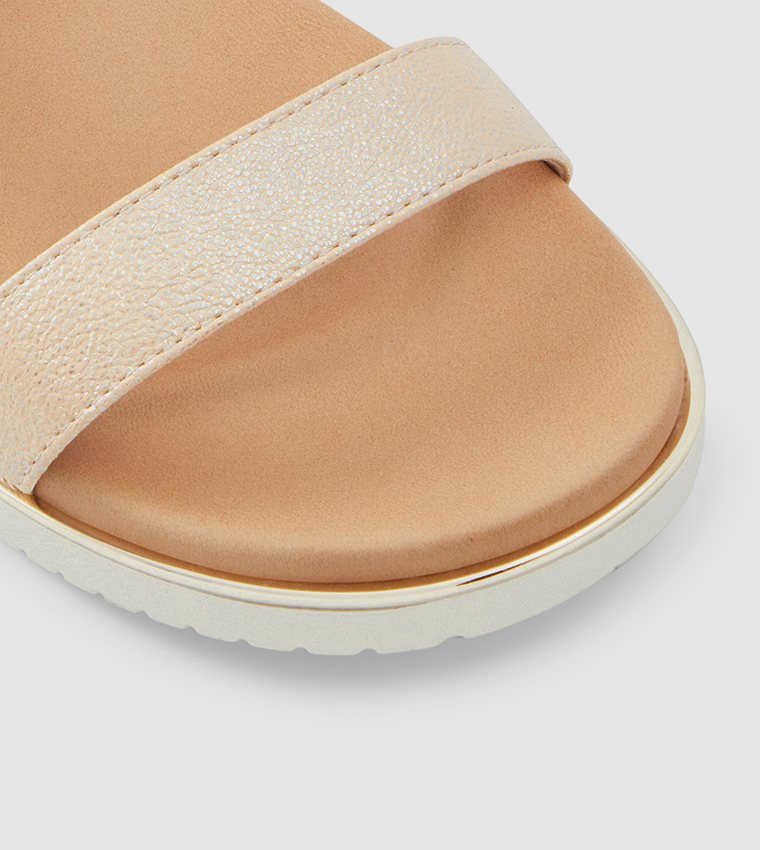 Rainia Round Toe Sandal