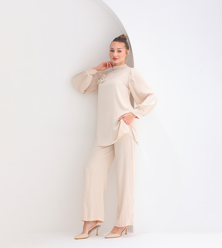 Appliqued Pleated Sleeves Co-Ord Set