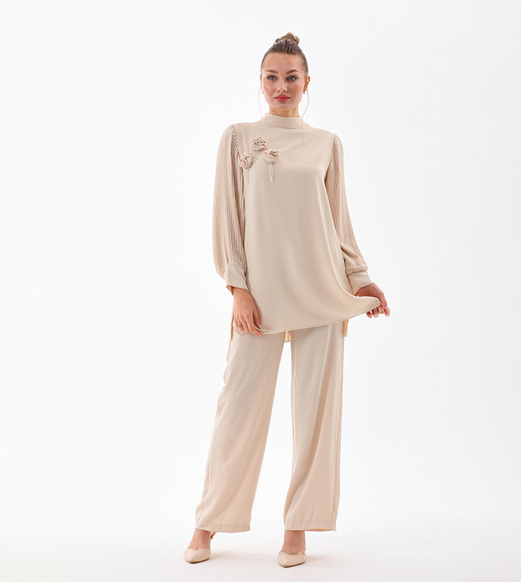 Appliqued Pleated Sleeves Co-Ord Set