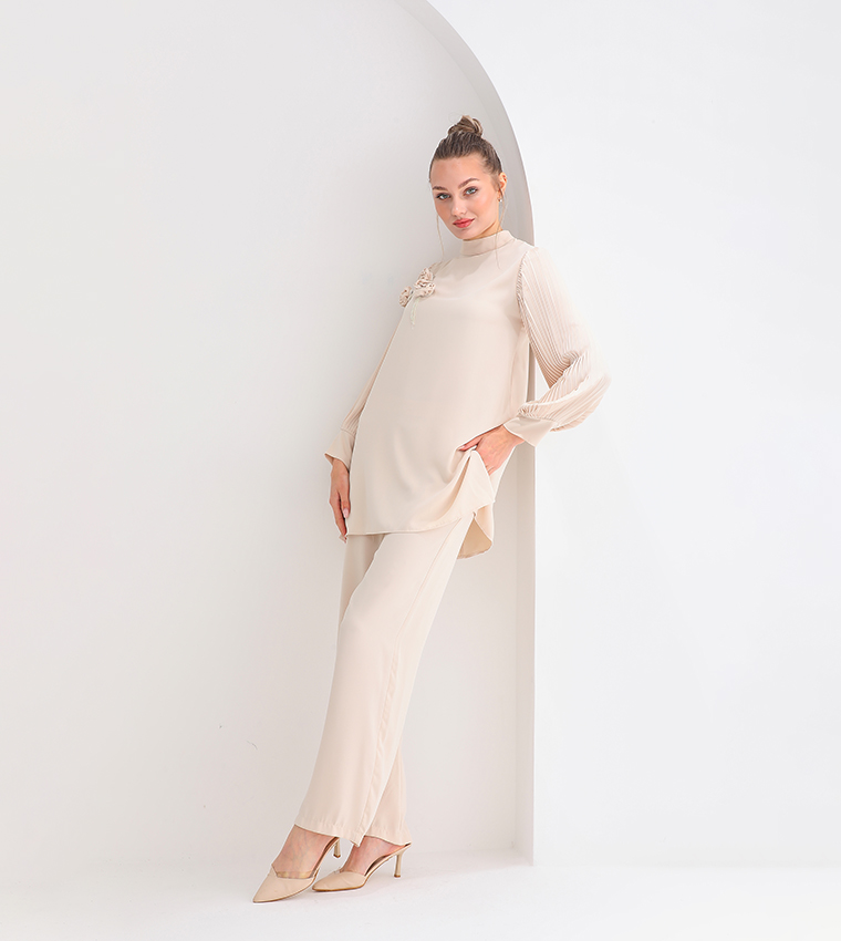 Appliqued Pleated Sleeves Co-Ord Set