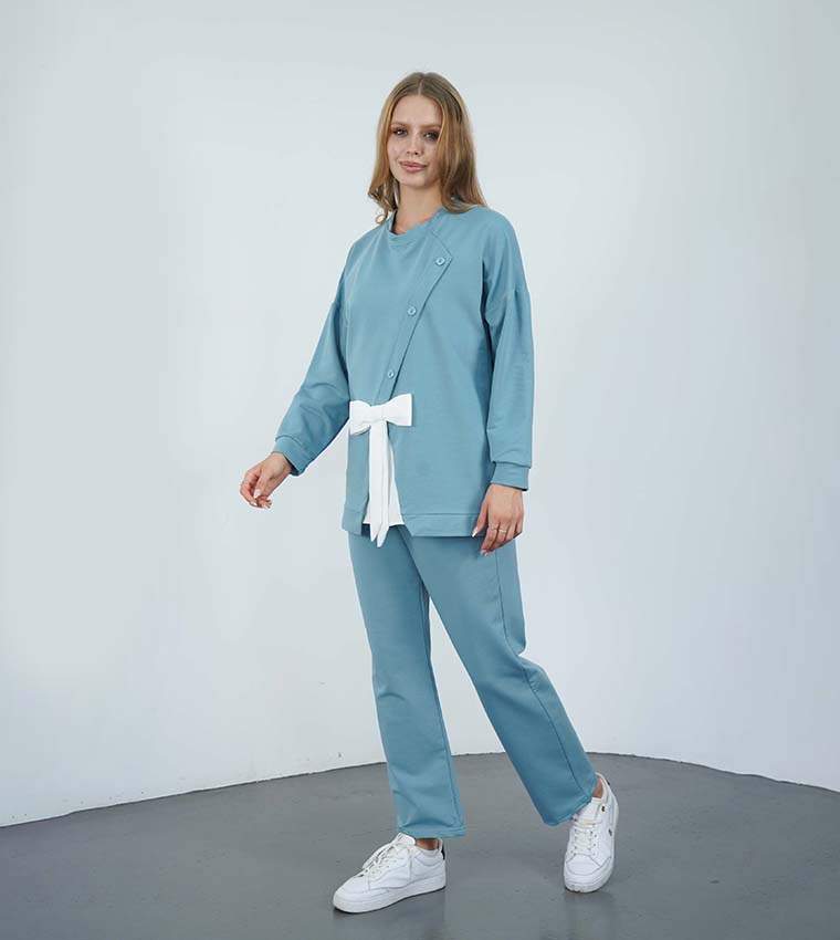 طقم كم طويل بفيونكة 