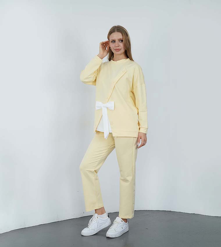 طقم كم طويل بفيونكة 