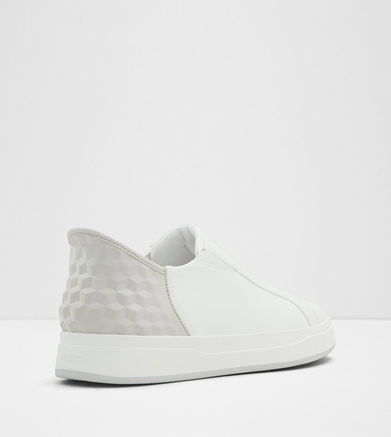 All white 2024 casual shoes