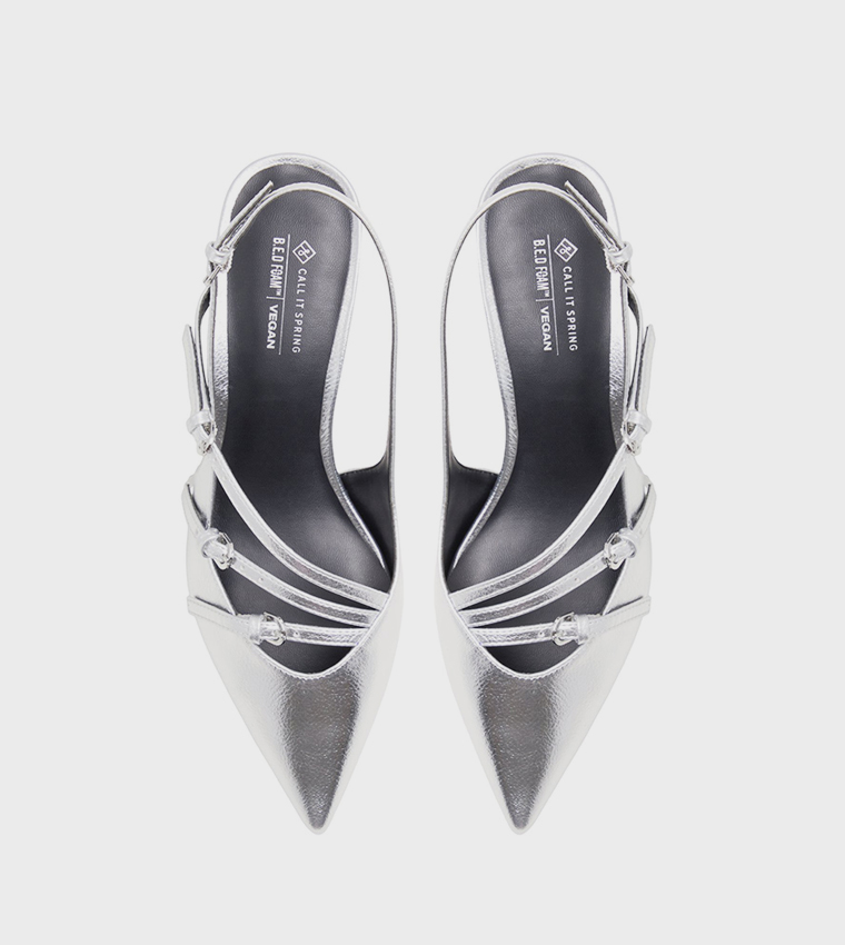 REGINNA Kitten Heel Pumps