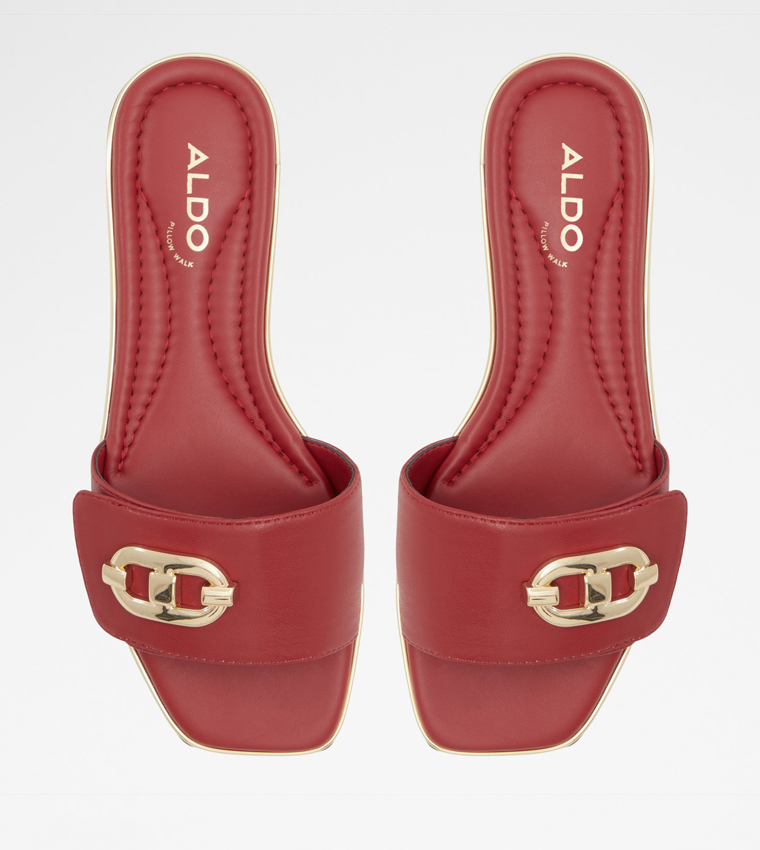 REMILA Accessory Detail Flat Sandals