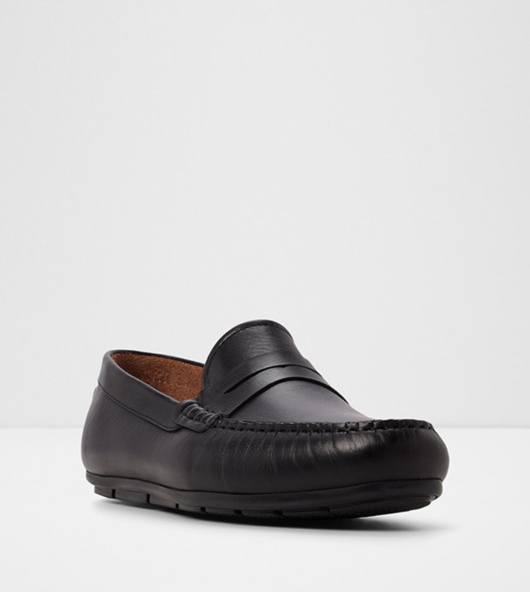 REMUS Solid Loafers