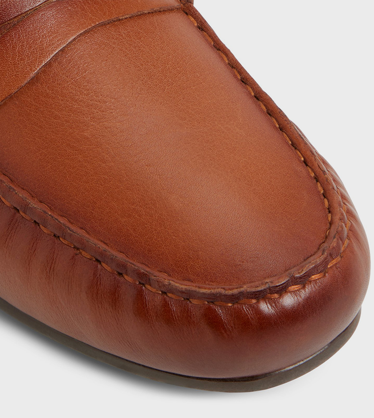 REMUS Slip-On Loafers