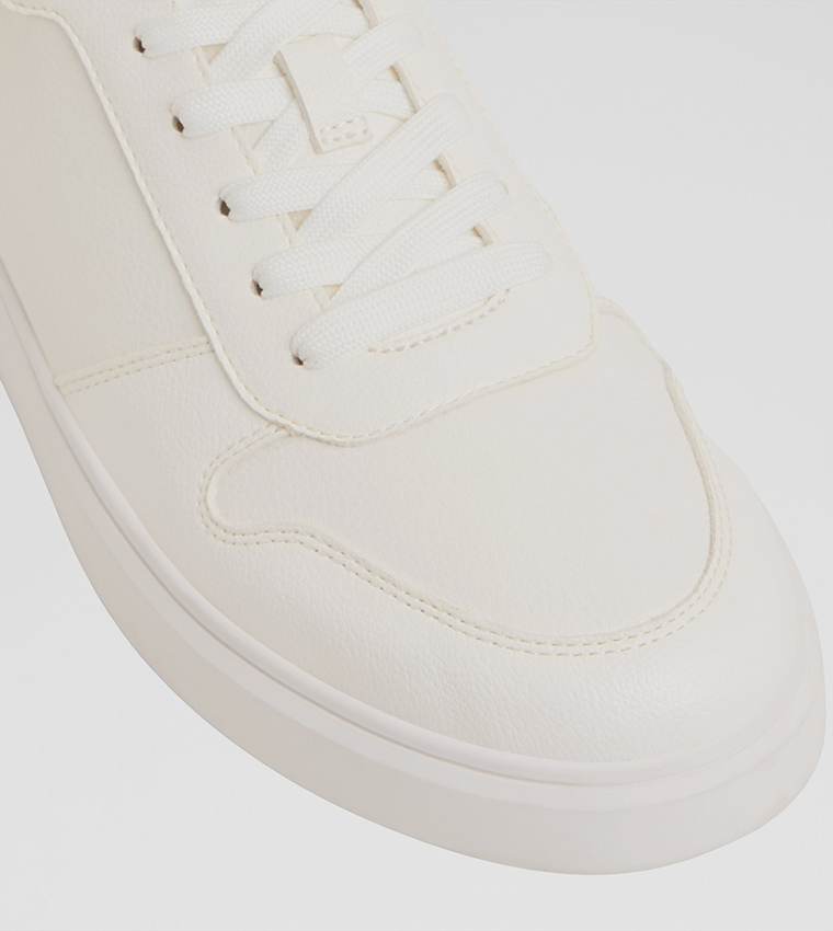 RETRO Round Toe Lace-Up Sneakers