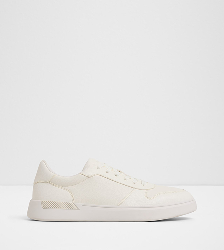 RETRO Round Toe Lace-Up Sneakers