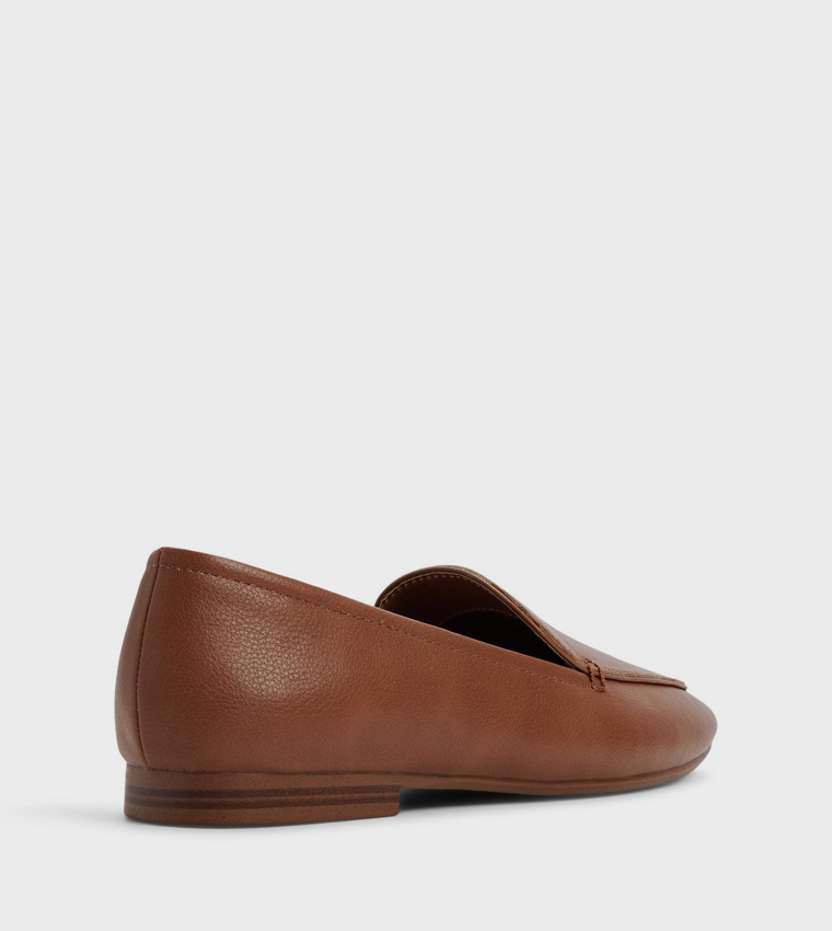 RHILEY Textured Loafers