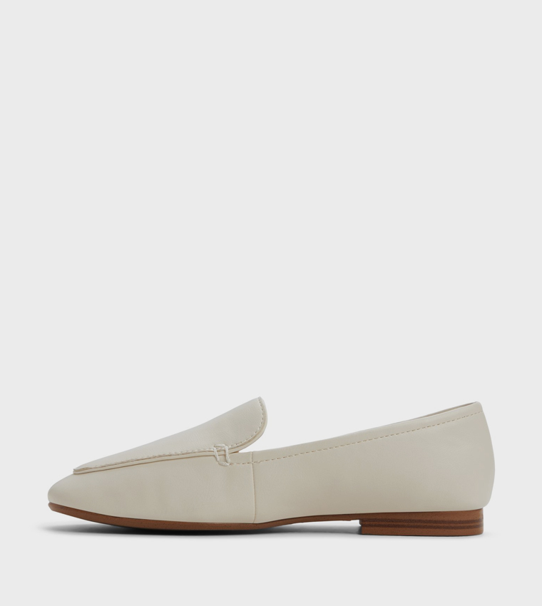 RHILEY Textured Loafers