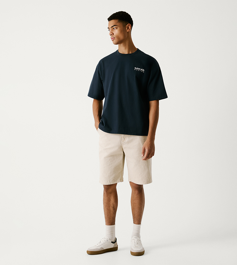 تيشيرت بياقة مستديرة وطبعة 