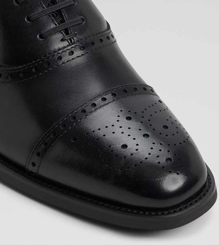 ROBERTSON Solid Oxford Shoes