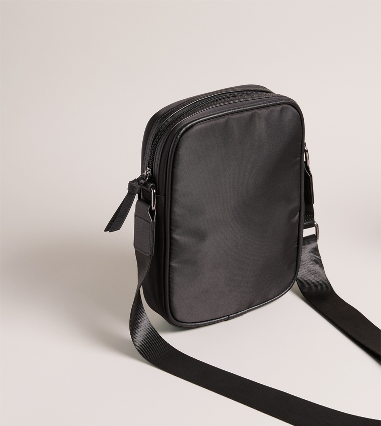 Contrast Trim Reporter Bag
