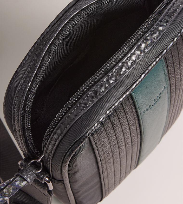 Contrast Trim Reporter Bag