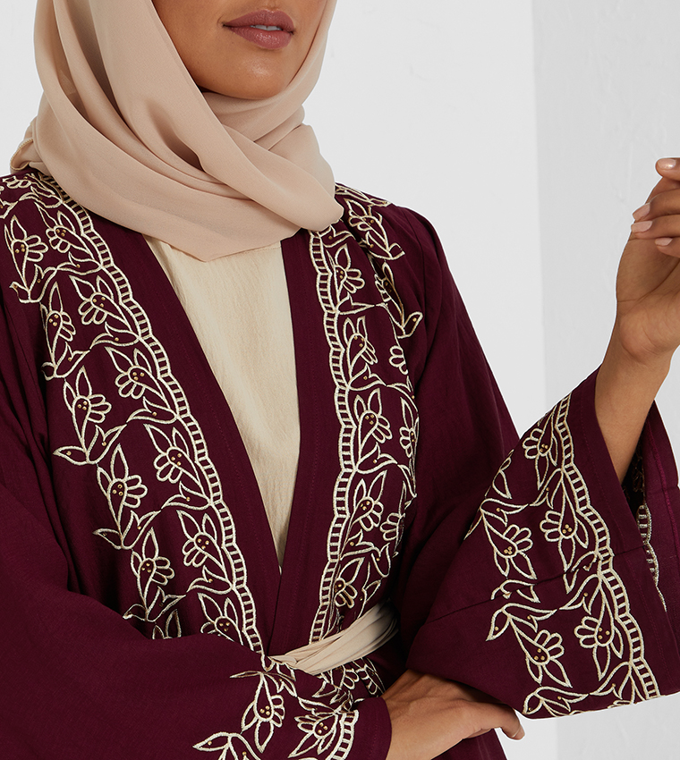 Maroon Color Abaya With Golden Color Machine Embroidery Work And Golden Inner Top And Stone Hand Work With Belt Two Pcs Abaya