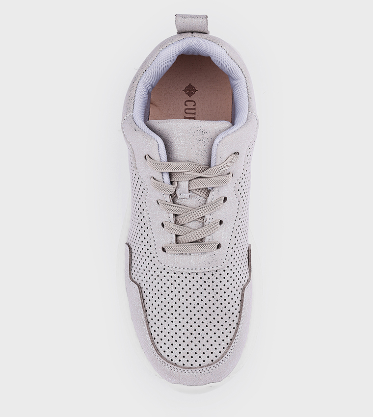Perforated Lace Up Casual Shoes