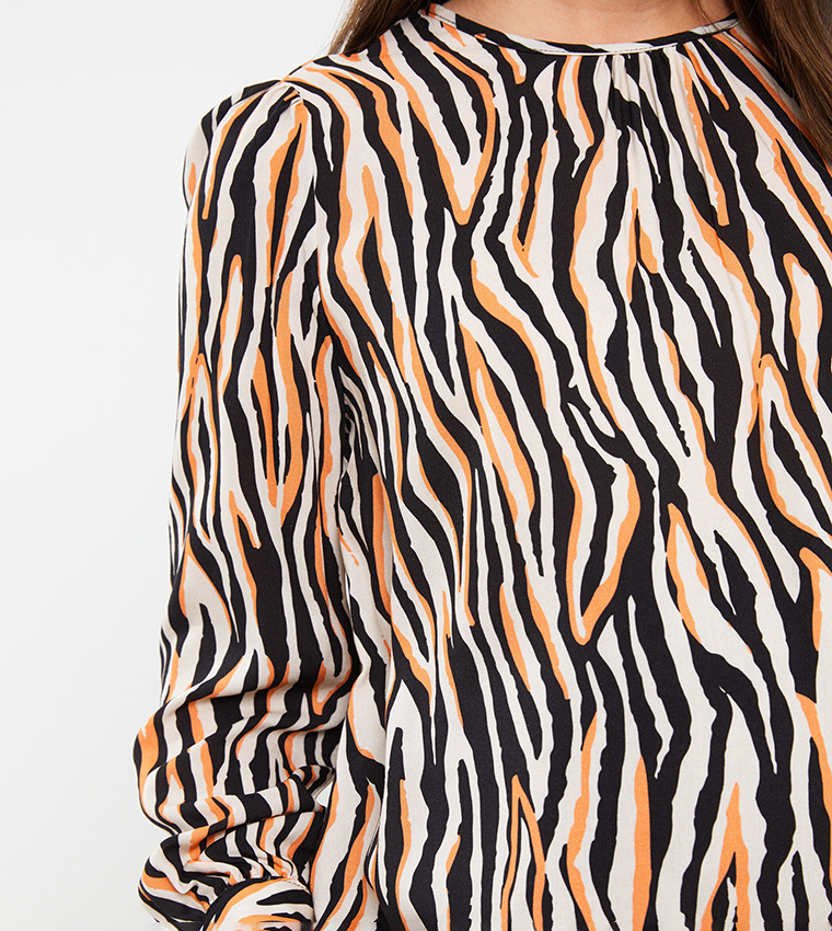 Patterned Long Sleeves Maternity Top