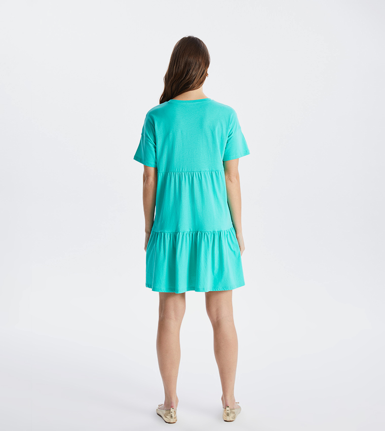 Solid Short Sleeves Tiered Maternity Dress