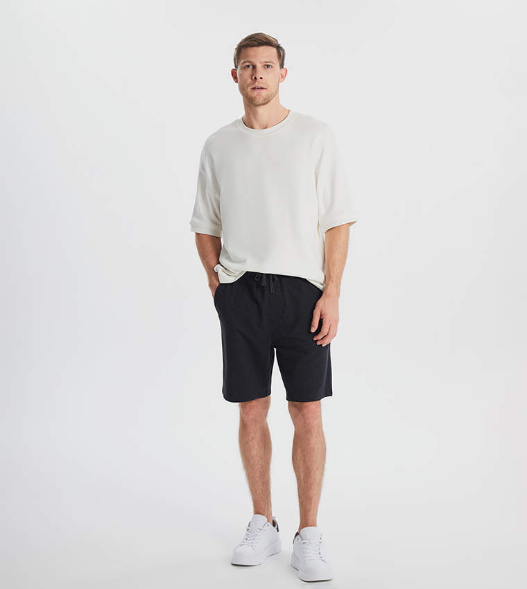 Mid Rise Standard Fit Shorts
