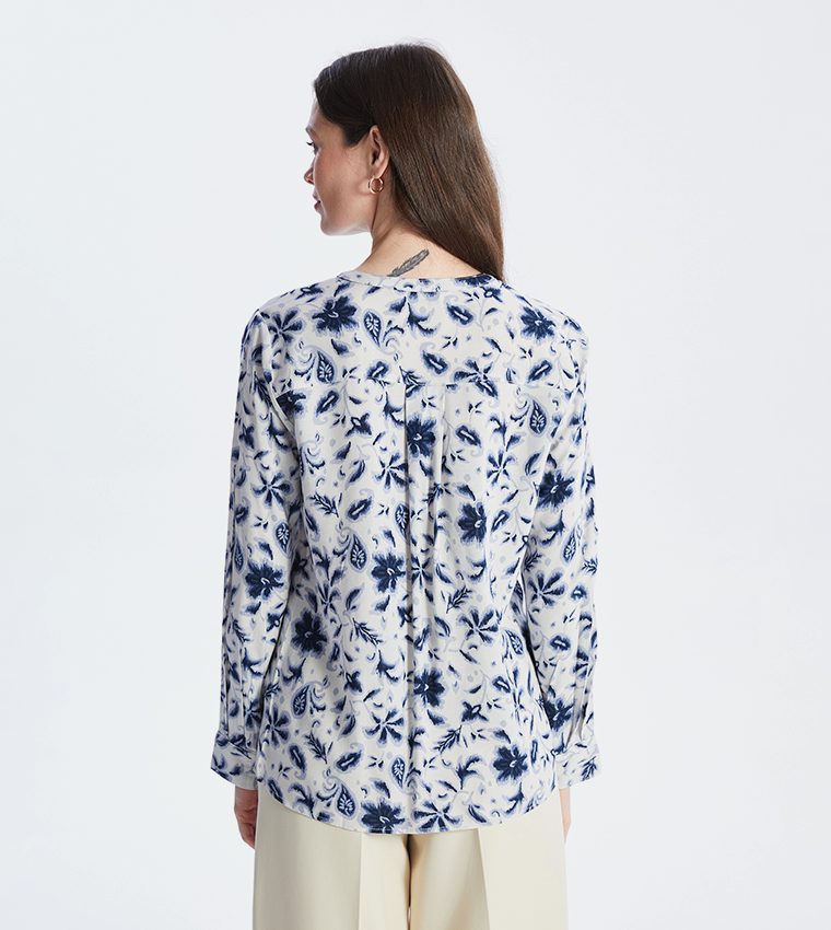 Paisley Patterned Long Sleeves Top