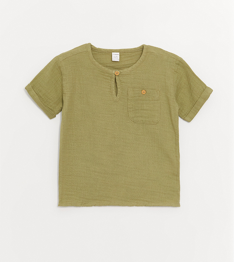 Solid Crew Neck T-Shirt and Trousers Set