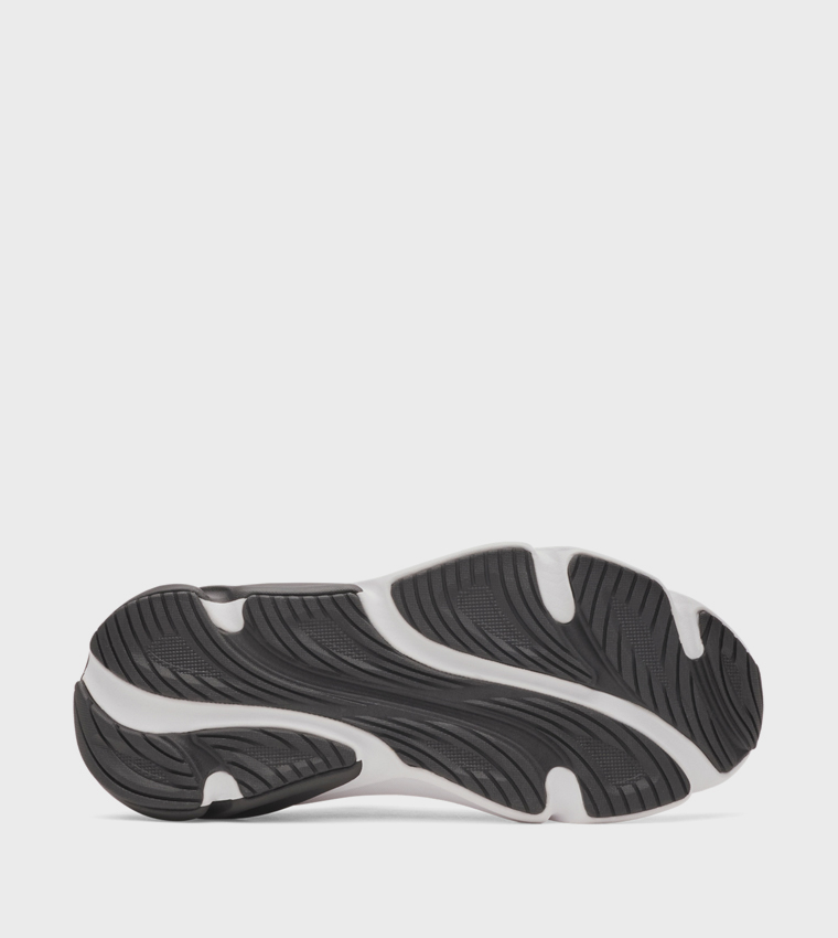 ROGUE 6 Logo Detail Running Shoes