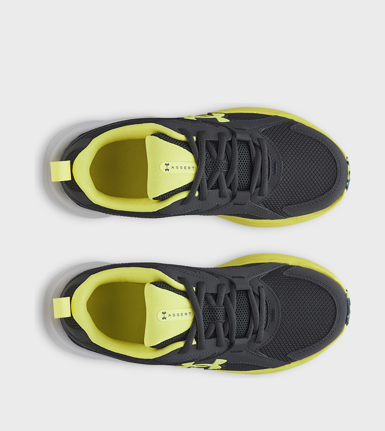 ASSERT 11 Logo Detail Running Shoes