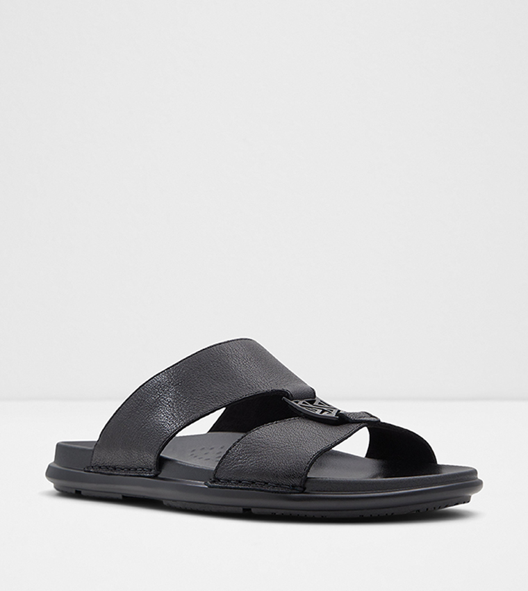 Black hot sale casual sandals
