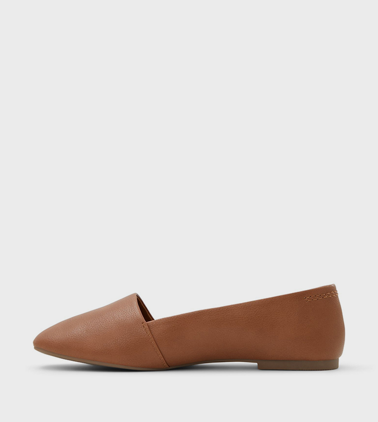 SAMANTHA Almond Toe Slip On Shoes