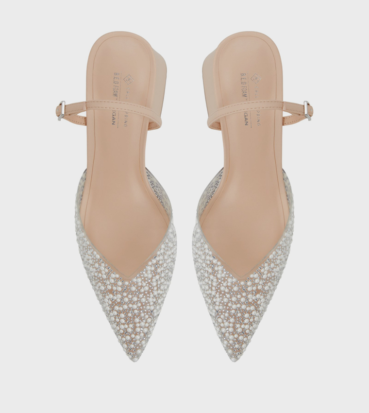 SAMIRAA Pearl Embellished Pumps