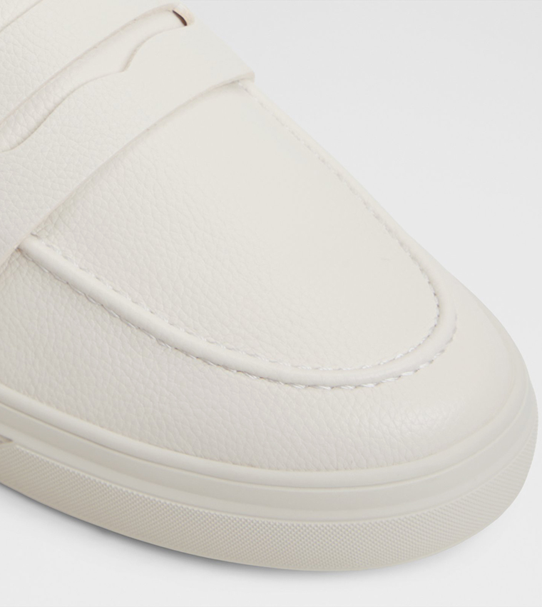 SEAFARER Textured Loafers