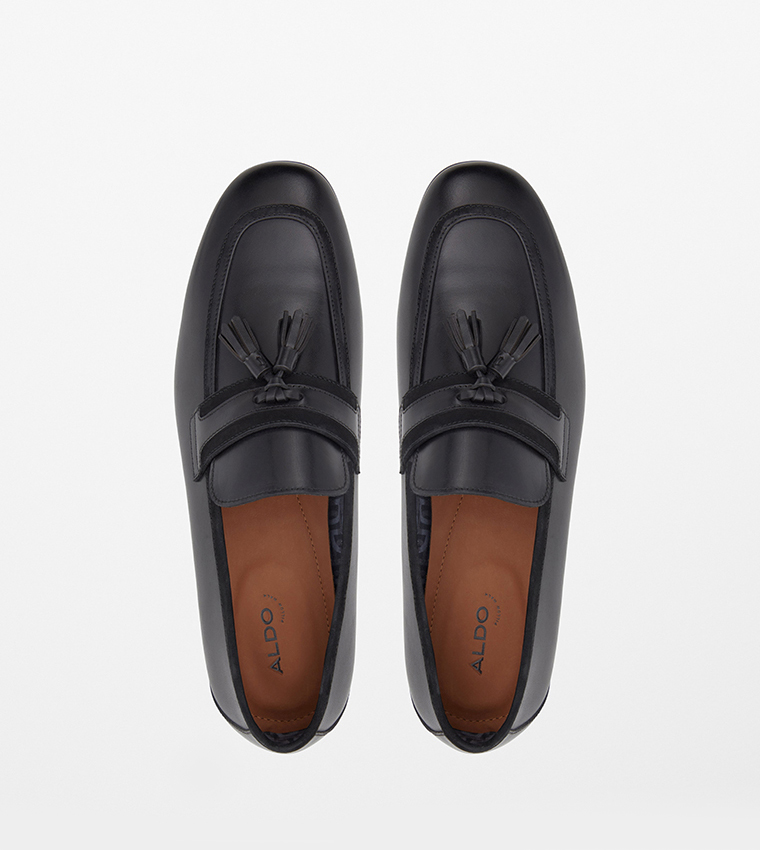 SEQUEL Round Toe Loafers