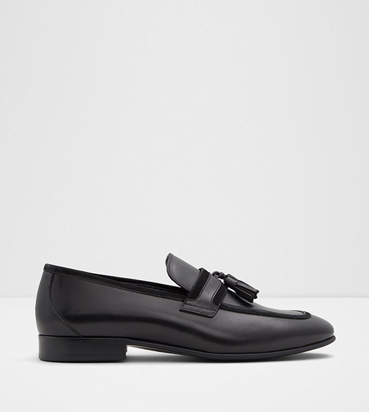 SEQUEL Round Toe Loafers