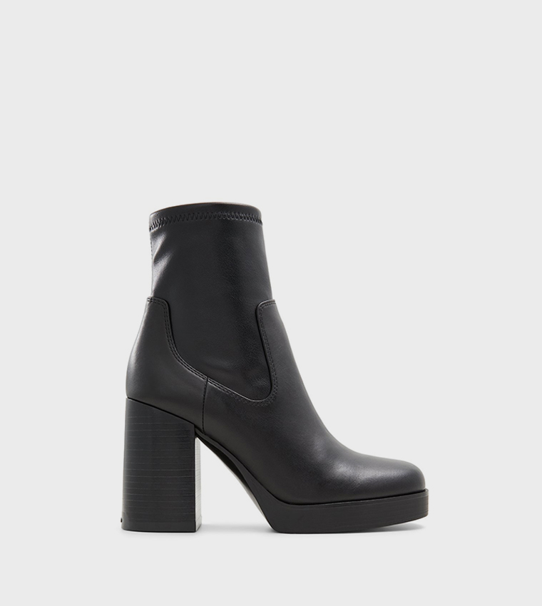 SERAPHICA Block Heel Ankle Boots