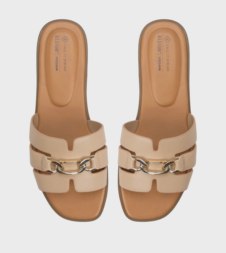 SERINNA Metal Detail Flat Sandals