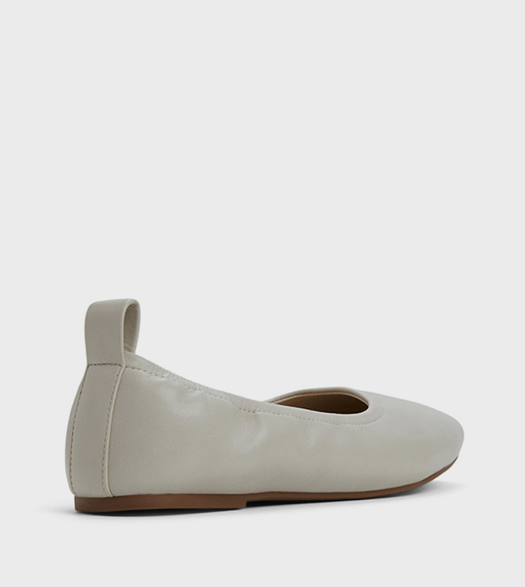 SHEILAH Textured Ballerinas